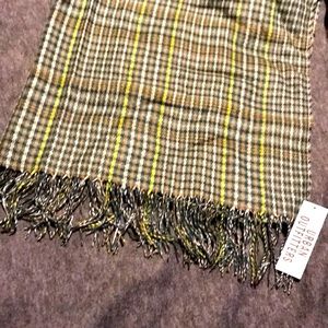 New Urban Outfitters plaid blanket scarf/wrap. Soft, warm, but lightweight